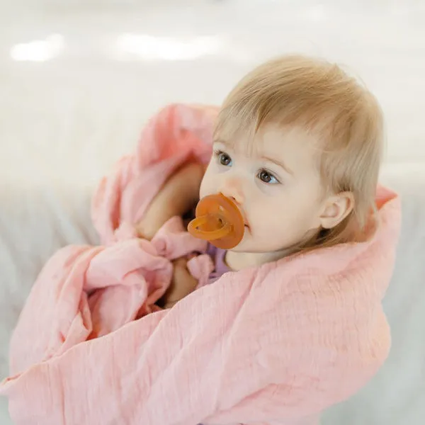 Clementine Kids Heirloom Swaddle – Grapefruit Pink