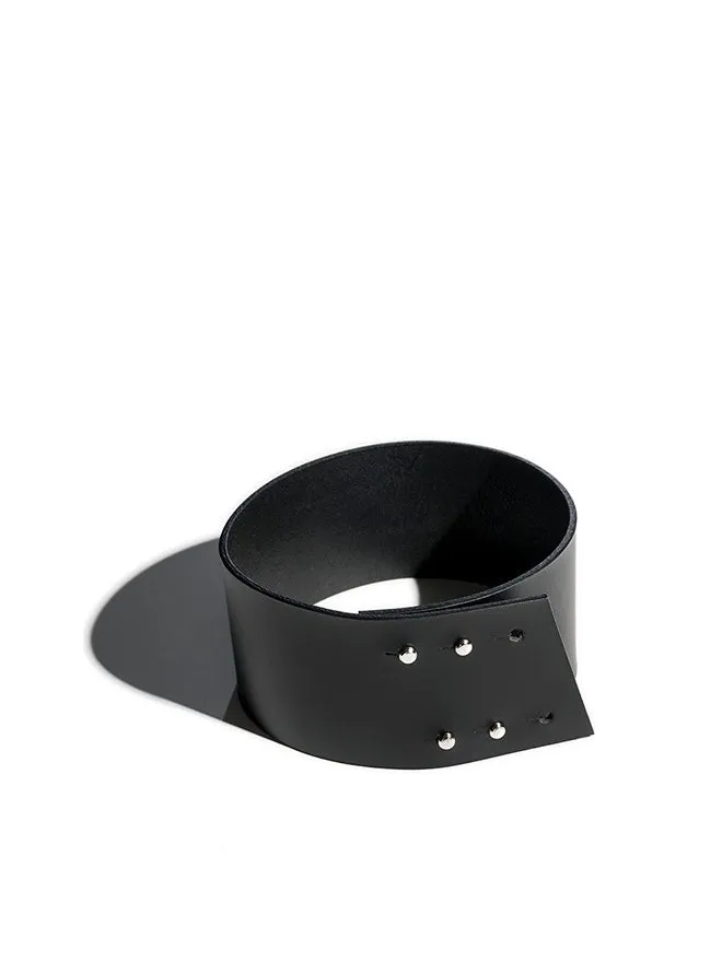 Dot Long L Choker in Black by Aumorfia