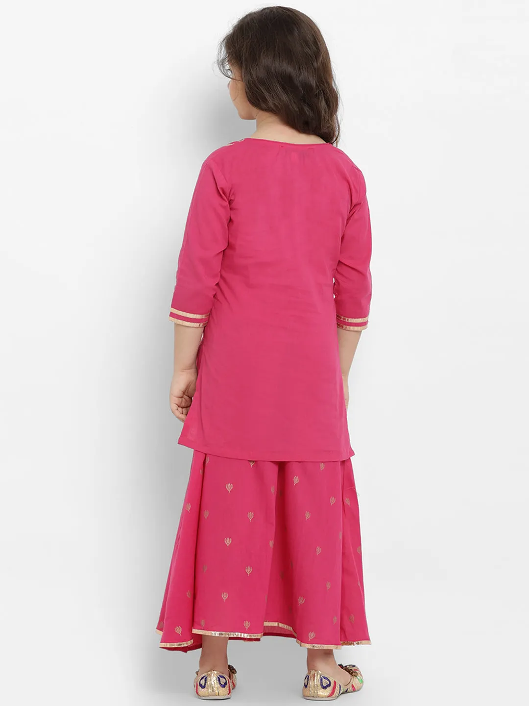 Jashvi Girls Pink Solid Kurta with Skirt