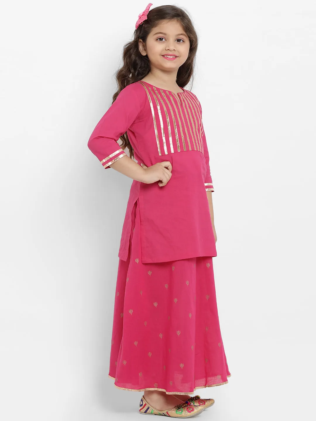 Jashvi Girls Pink Solid Kurta with Skirt