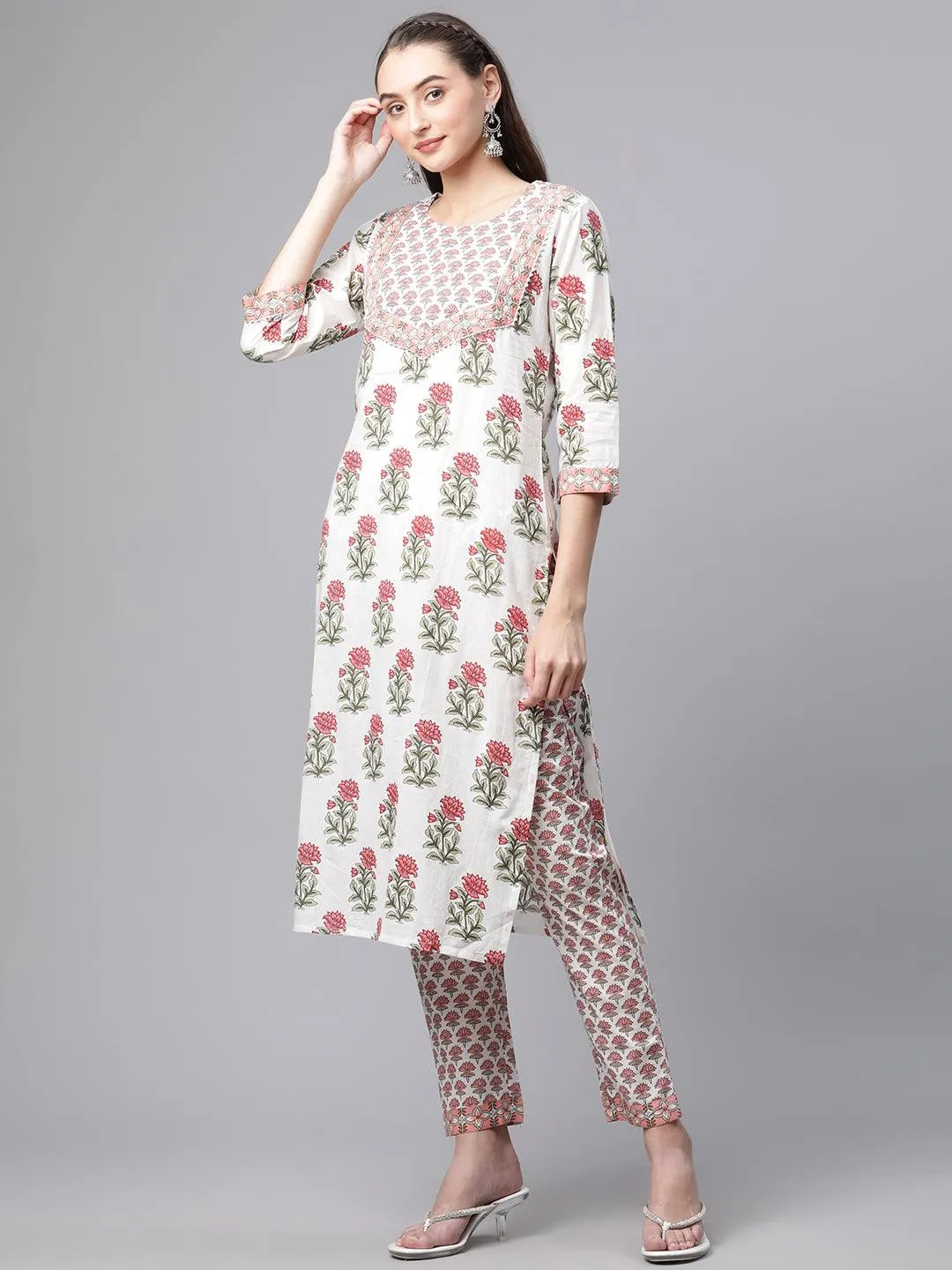 Jashvi White Floral Kurta pant set with Mulmul Dupatta