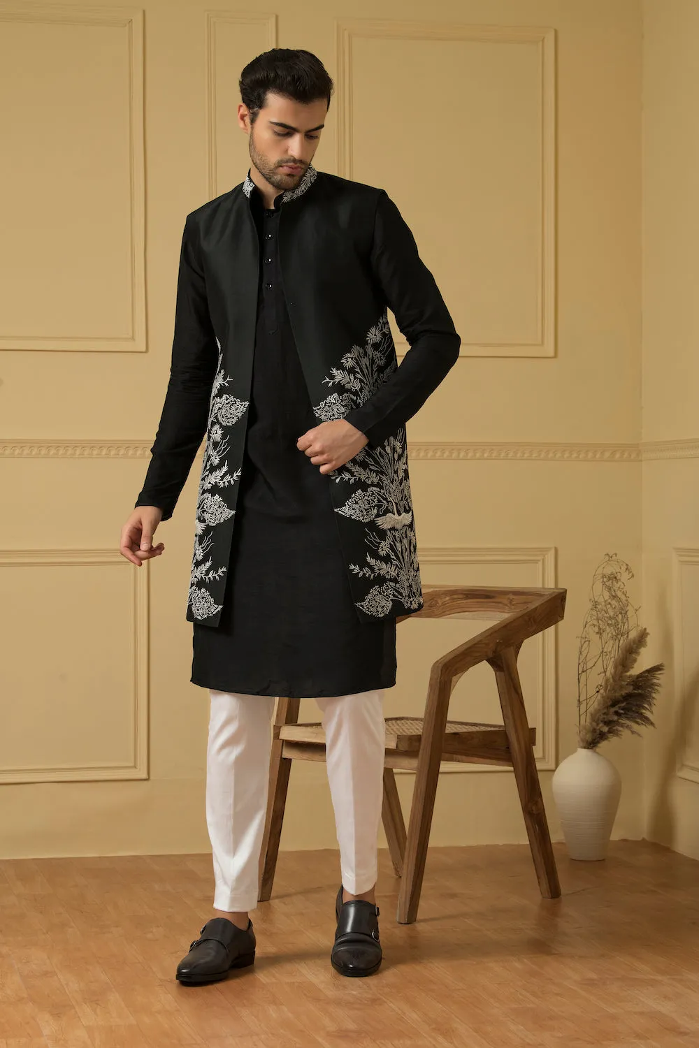 Men's Long Zari Nehru Jacket Set - Hilo Design