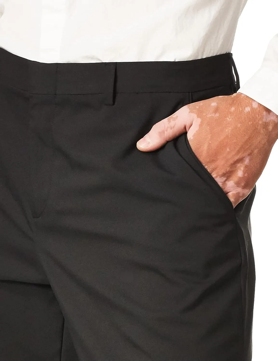 Perry Ellis Men's Very Slim Fit Solid Tech Portfolio Dress Pants