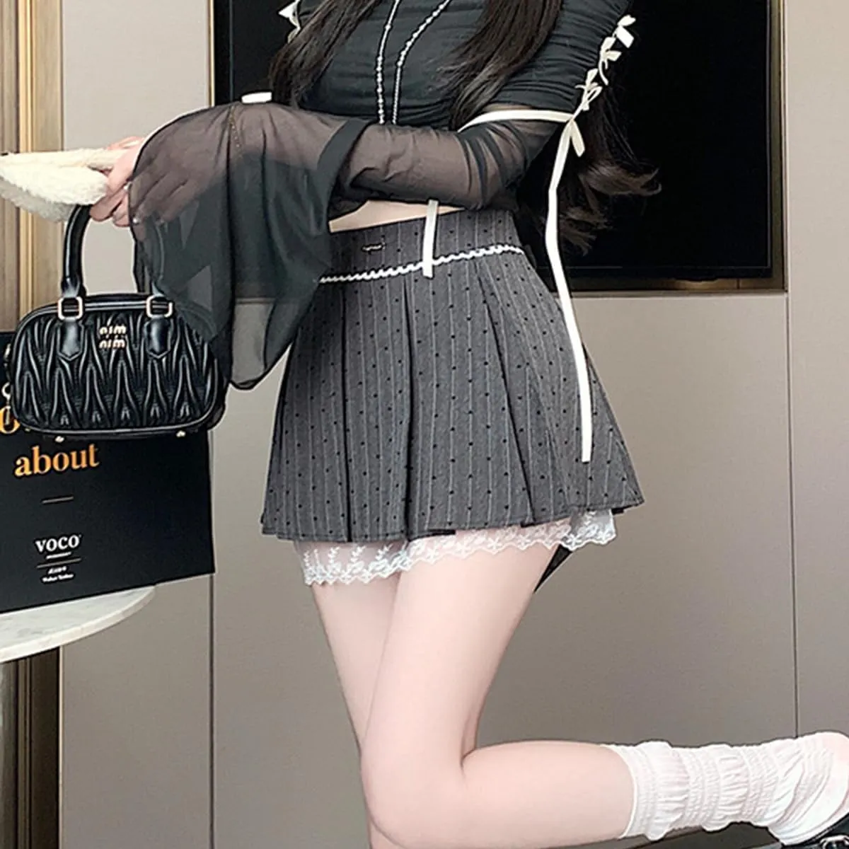 Women's Cute High Waist Mini Skirt Y2K Fashion Polka Dots Lace Patchwork Bow Tie Design Pleated Skirt